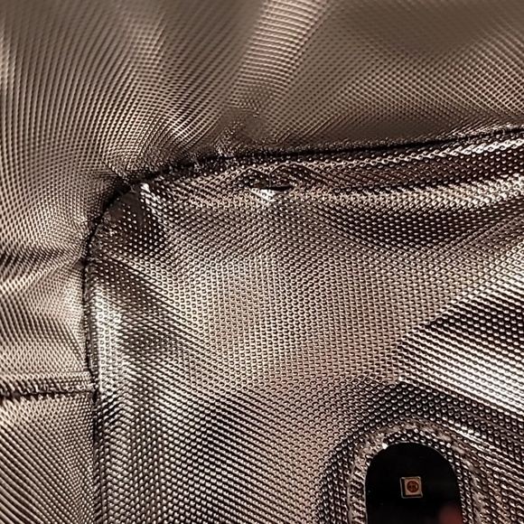 0798. ION UV ~ Santi-Case ~ Kills 99.9% of GERMS!! - Picture 6 of 12